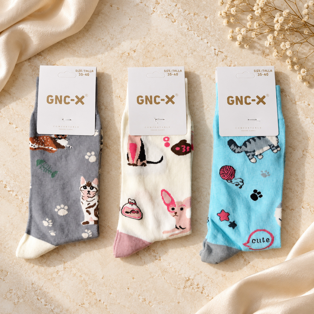 Calcetines solidarios de gatitos · Pack de 3 pares - Imagen 2